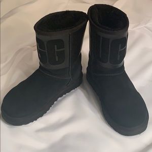 Women’s Black Ugg Boots